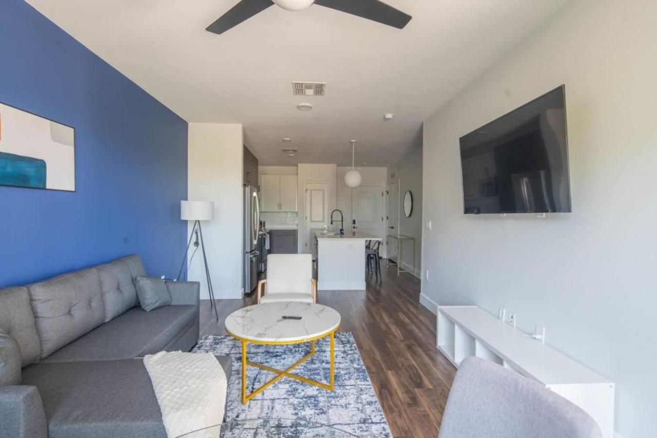 Cozy 1Bd - Pool, Gym, Parking, W-D - Sleeps 4 Apartment Tempe Exterior photo